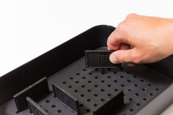 Place divider in black organizer